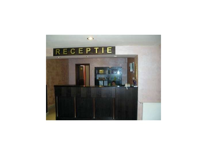 Hotel Olimpic Tel  026826      